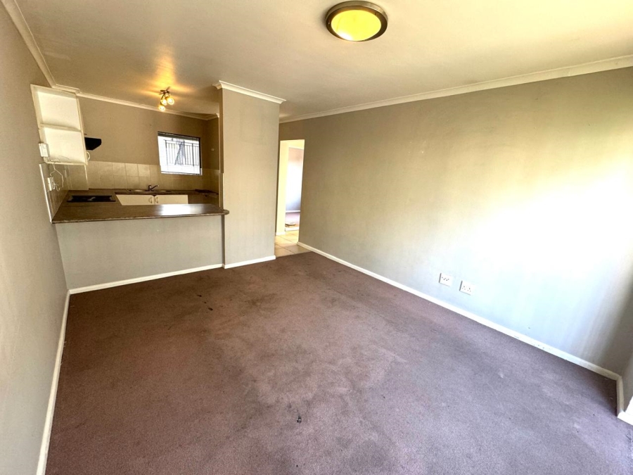 2 Bedroom Property for Sale in Silver Oaks Western Cape